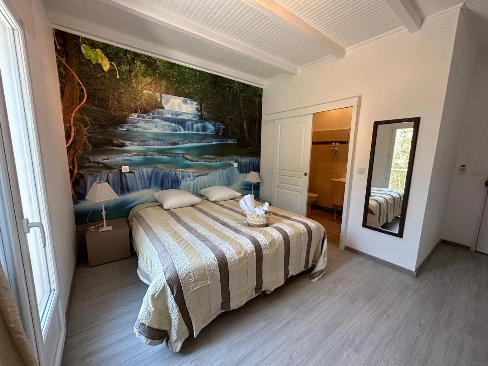 L'Hotel Du Bastier Ginasservis Dış mekan fotoğraf